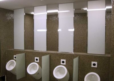 wand_glas3